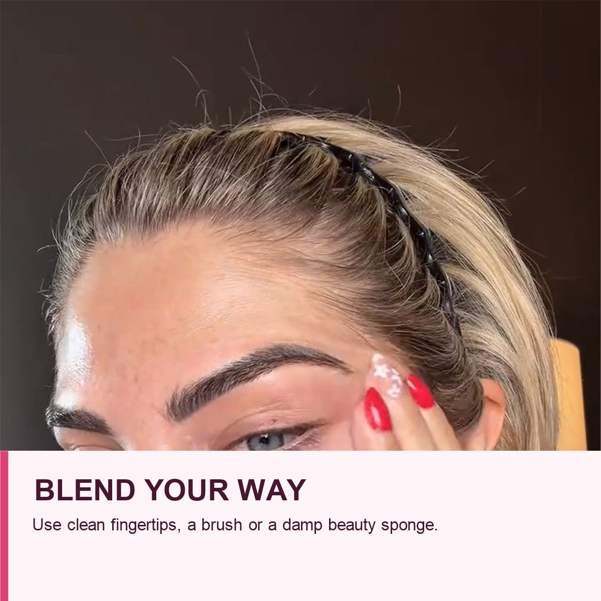 SMOOCHE foundation blending into skin